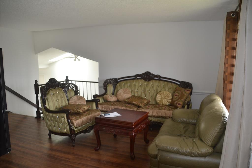 1012 PLYMOUTH Street, Sarnia, Ontario, Canada photo 4