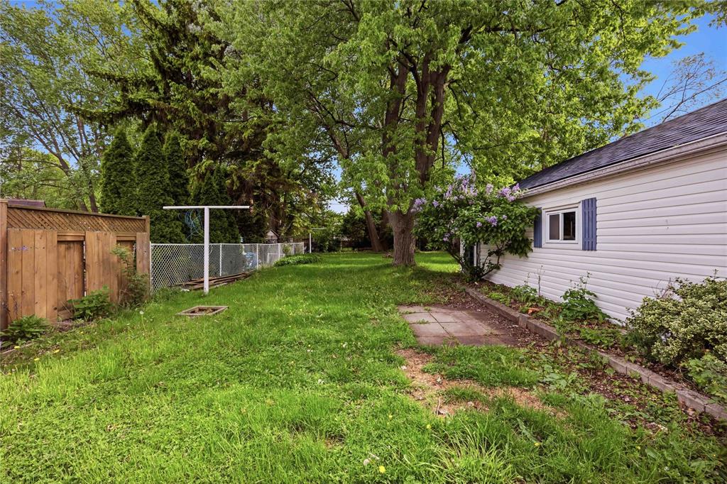 313 ROSS Avenue, Sarnia, Ontario, Canada photo 25