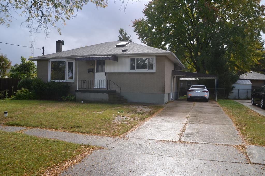 941 OAK Street, Sarnia, Ontario, Canada photo 3