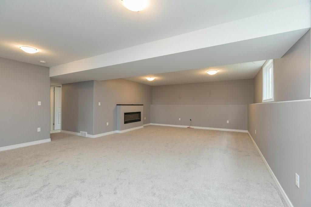 4085 ERNEST Street, Petrolia Ontario, Canada
