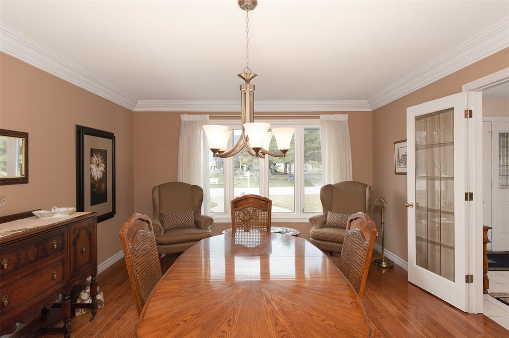 2175 YEATES Court, Sarnia Ontario, Canada
