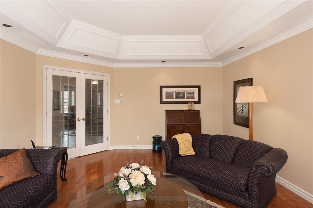 2175 YEATES Court, Sarnia Ontario, Canada