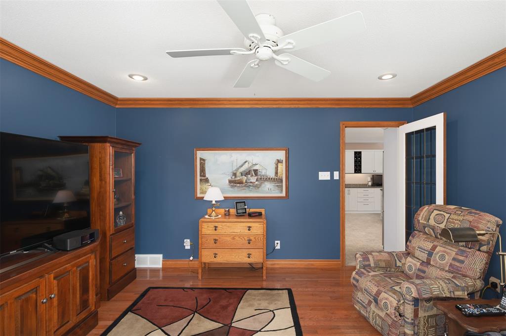 2175 YEATES Court, Sarnia Ontario, Canada