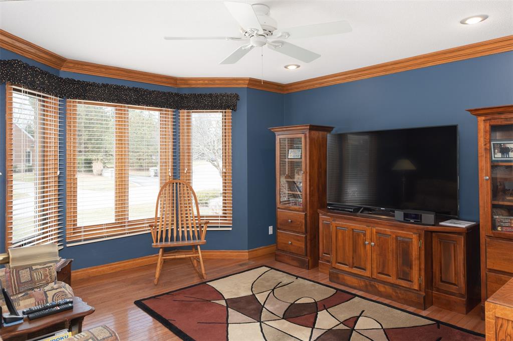 2175 YEATES Court, Sarnia Ontario, Canada