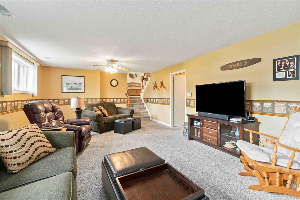 2667 HAMILTON Road, Sarnia, Ontario, Canada