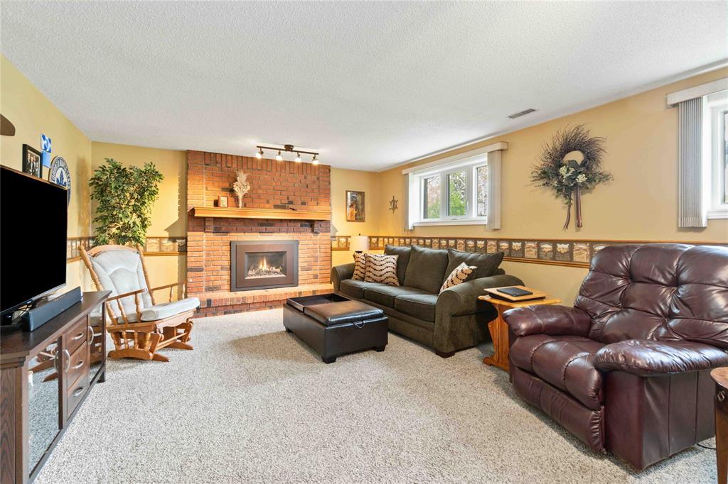 2667 HAMILTON Road, Sarnia, Ontario, Canada
