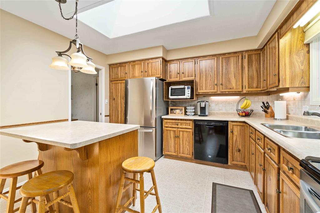 2667 HAMILTON Road, Sarnia, Ontario, Canada