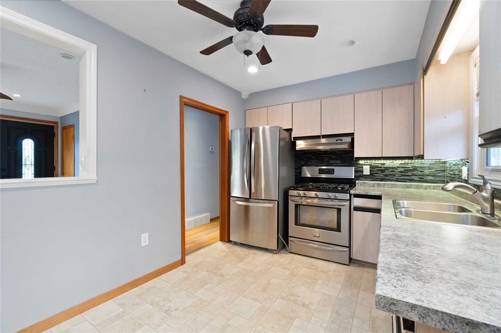 962 TALFOURD Street, Sarnia, Ontario, Canada photo 6