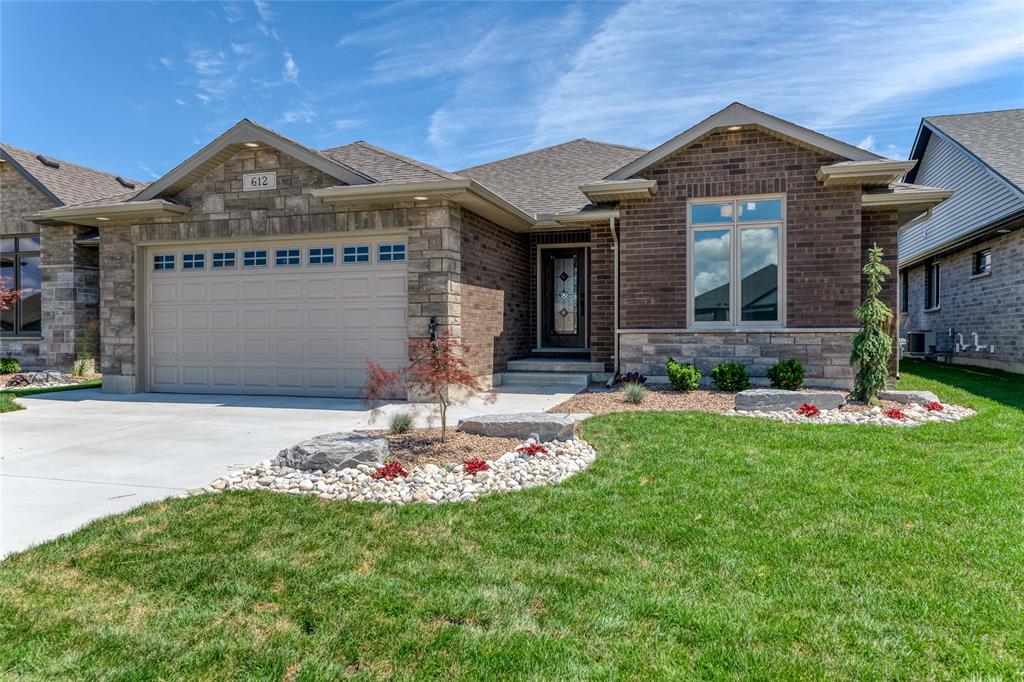 612 GIANLUCA Avenue, Sarnia Ontario, Canada