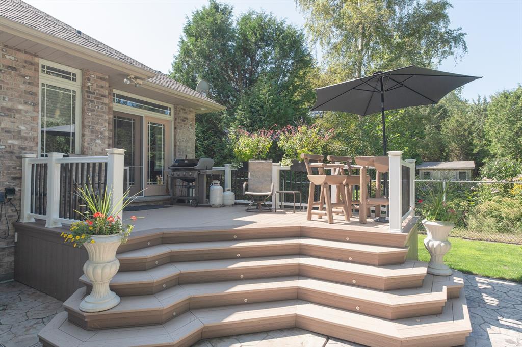 2056 BLACKWELL Road, Sarnia Ontario, Canada