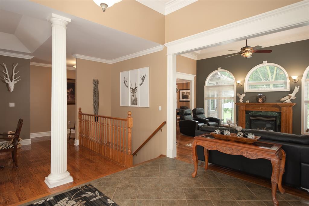 2056 BLACKWELL Road, Sarnia Ontario, Canada