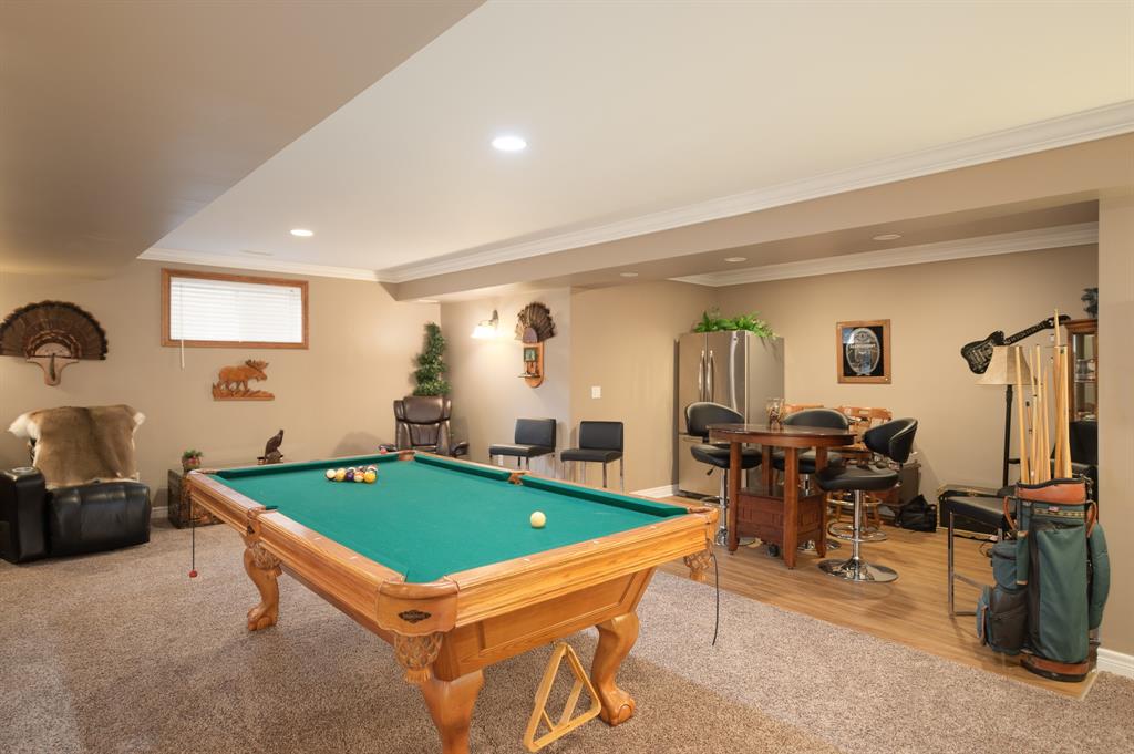 2056 BLACKWELL Road, Sarnia Ontario, Canada
