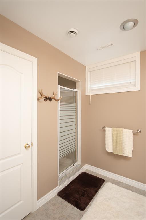 2056 BLACKWELL Road, Sarnia Ontario, Canada