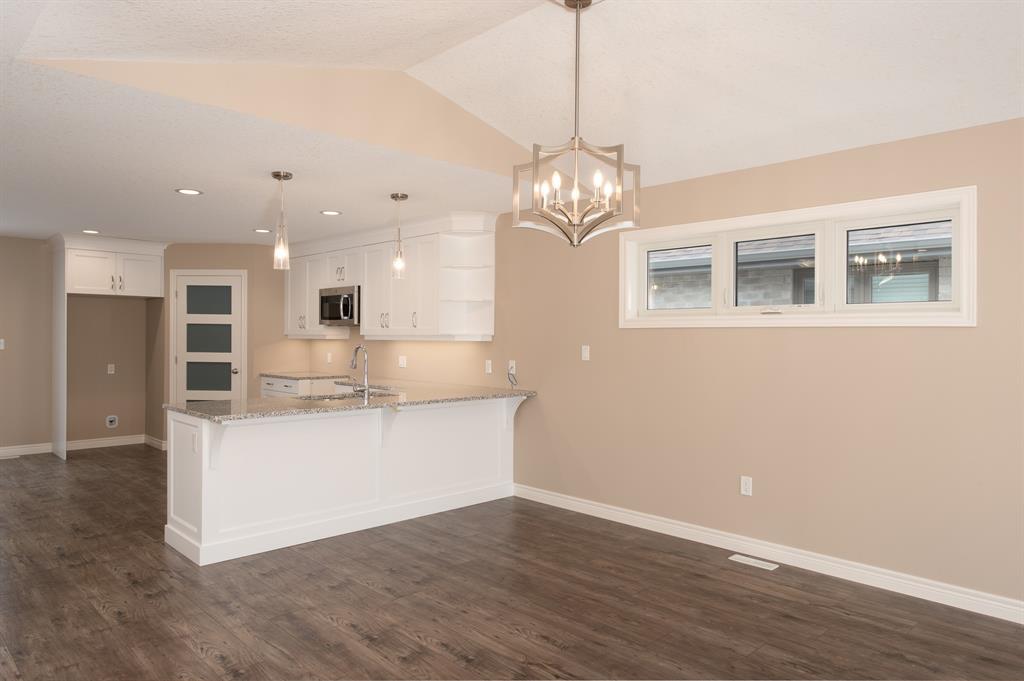 620 GIANLUCA Avenue, Sarnia Ontario, Canada