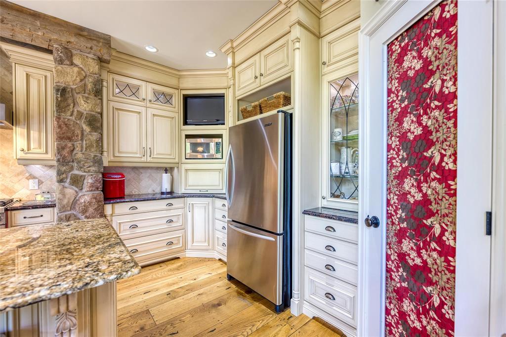 1720 BLACKWELL Road, Sarnia, Ontario, Canada