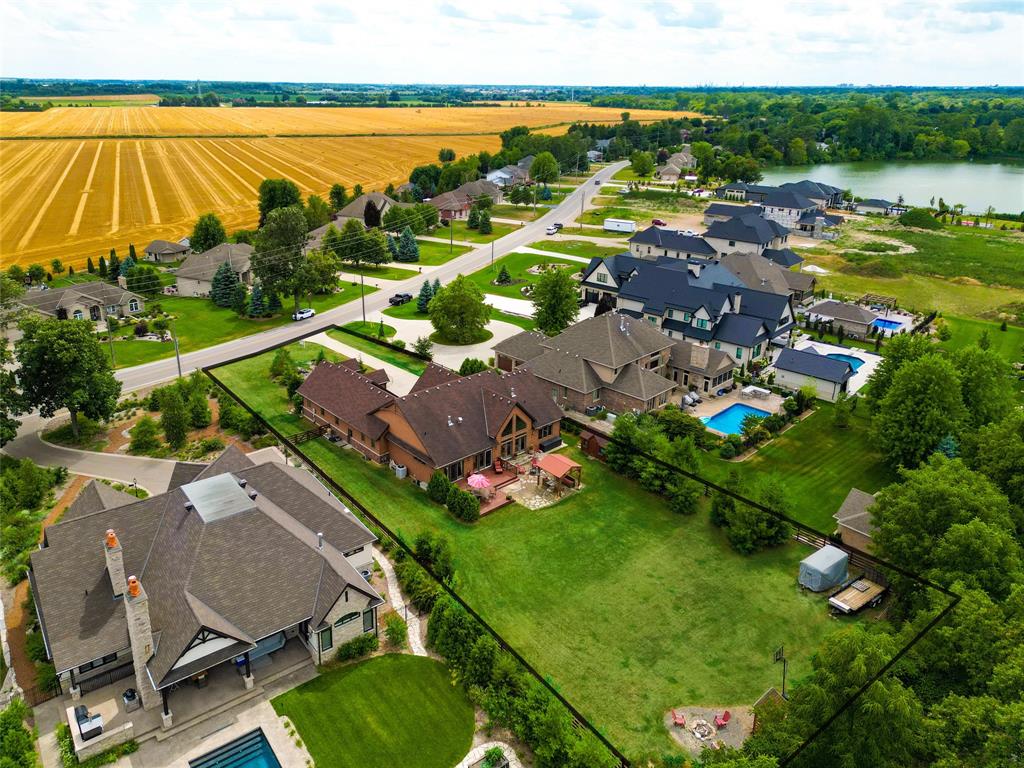 1720 BLACKWELL Road, Sarnia, Ontario, Canada