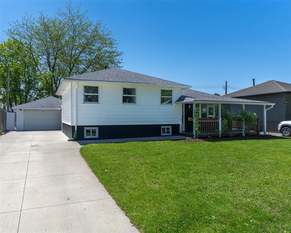 1081 Laurier Crescent, Sarnia Ontario, Canada