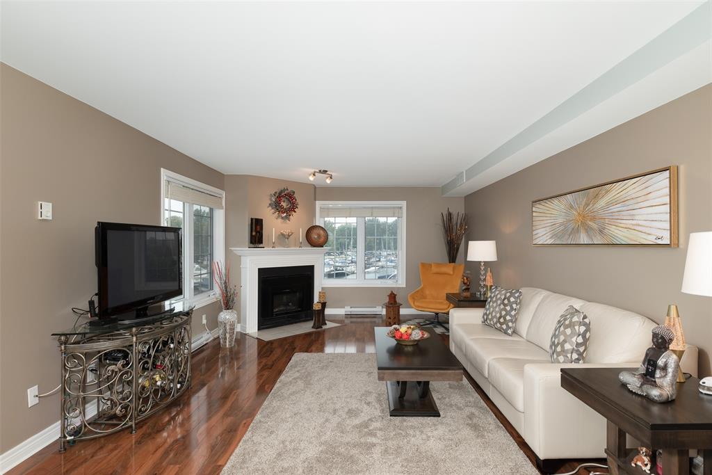 1520 VENETIAN Boulevard Unit# M-201, Point Edward, Ontario, Canada