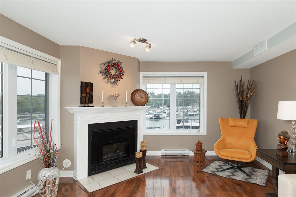1520 VENETIAN Boulevard Unit# M-201, Point Edward, Ontario, Canada