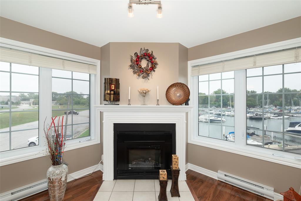 1520 VENETIAN Boulevard Unit# M-201, Point Edward, Ontario, Canada