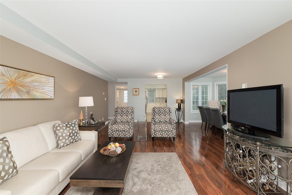 1520 VENETIAN Boulevard Unit# M-201, Point Edward, Ontario, Canada