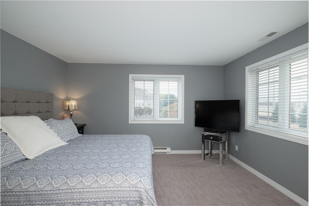 1520 VENETIAN Boulevard Unit# M-201, Point Edward, Ontario, Canada