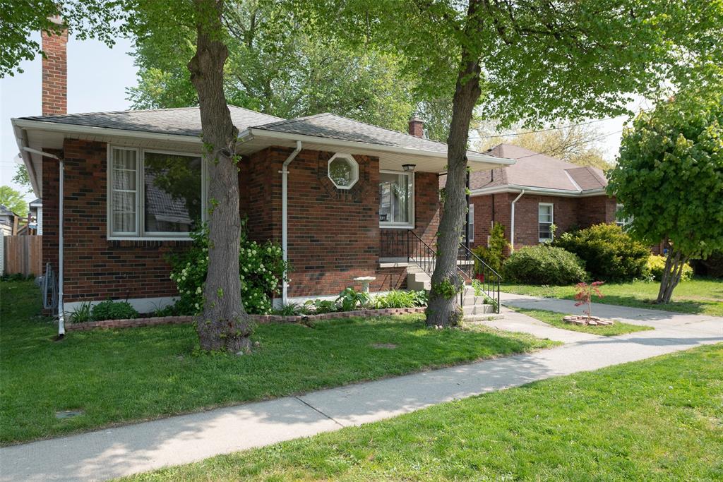 232 ELGIN Street, Sarnia, Ontario, Canada