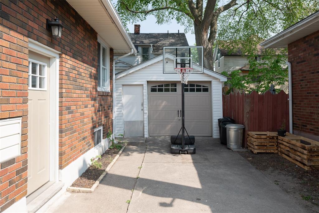 232 ELGIN Street, Sarnia, Ontario, Canada