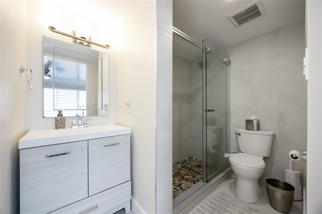 10 DERBY Lane Unit# 1202, Sarnia, Ontario, Canada photo 20
