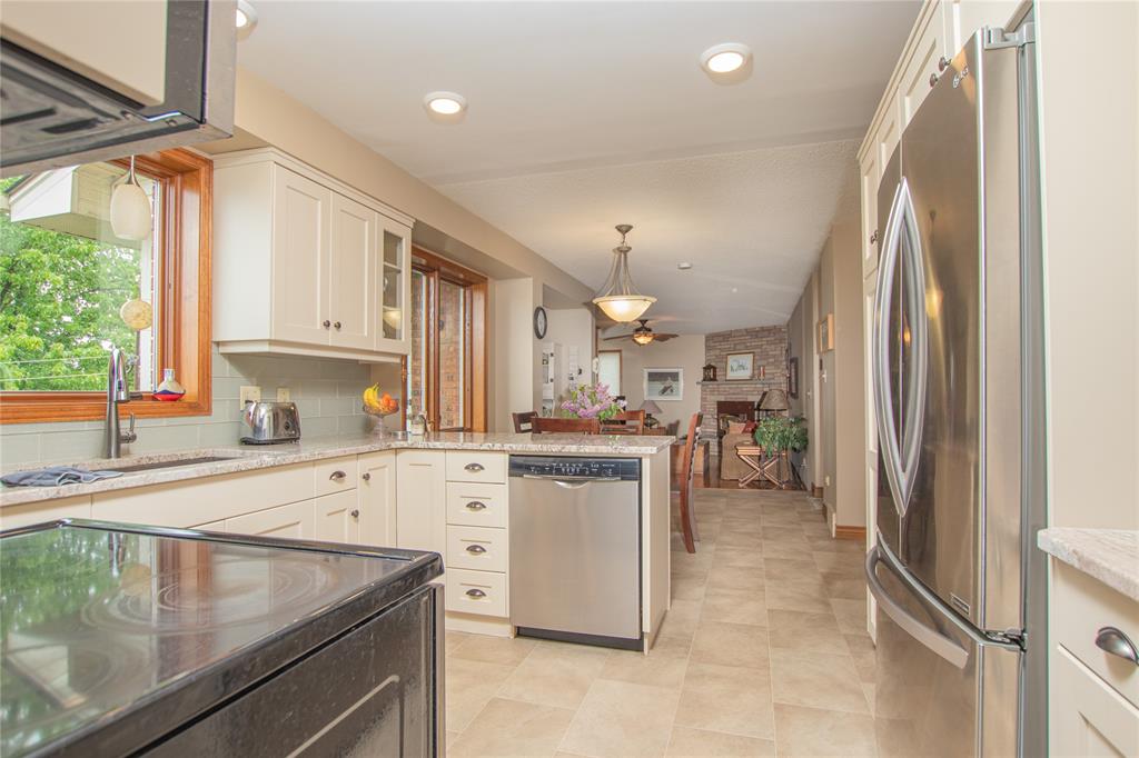 4588 SHAMROCK Street, Oil City, Ontario, Canada photo 15