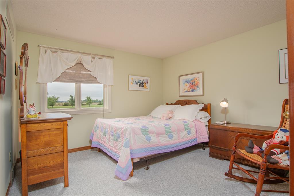 4588 SHAMROCK Street, Oil City, Ontario, Canada photo 25