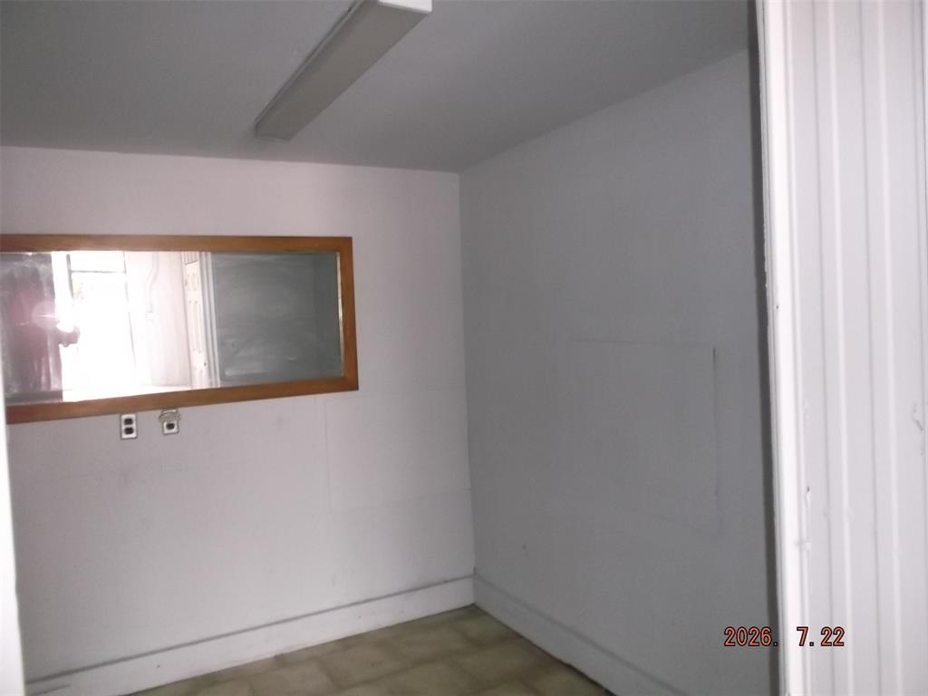 4206 OIL HERITAGE Road Unit# OIL HERITAGE ROAD, Petrolia, Ontario, Canada photo 3