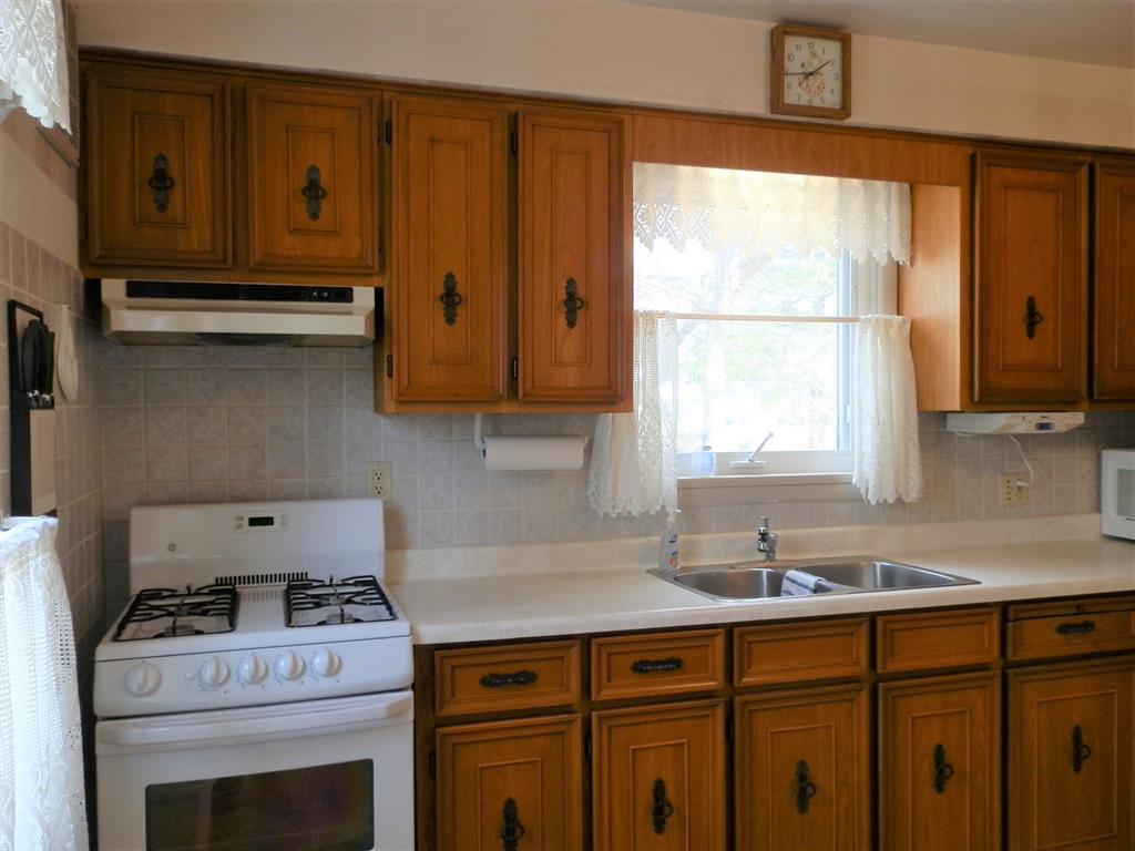1415 EGMOND Drive, Sarnia, Ontario, Canada