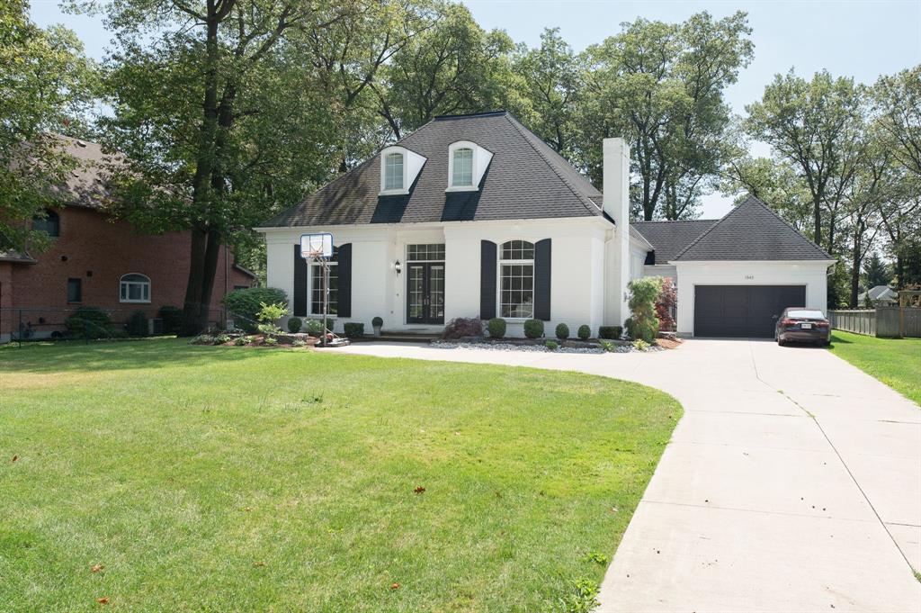 1845 LAKESHORE Road, Sarnia Ontario, Canada