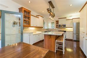 5028 LAKESHORE Road, Plympton-Wyoming Ontario, Canada