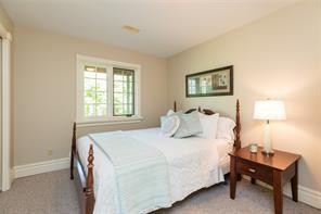 5028 LAKESHORE Road, Plympton-Wyoming Ontario, Canada
