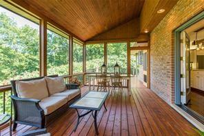 5028 LAKESHORE Road, Plympton-Wyoming Ontario, Canada