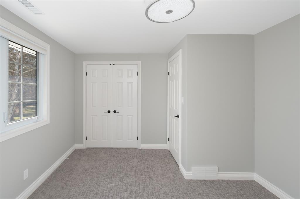 1315 HILLCREST NISBET Drive, Sarnia Ontario, Canada