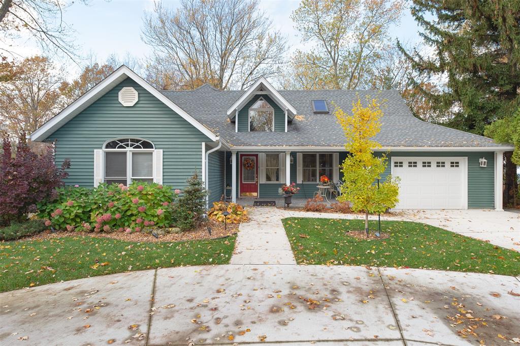 7372 IVY Lane, Plympton-Wyoming Ontario, Canada