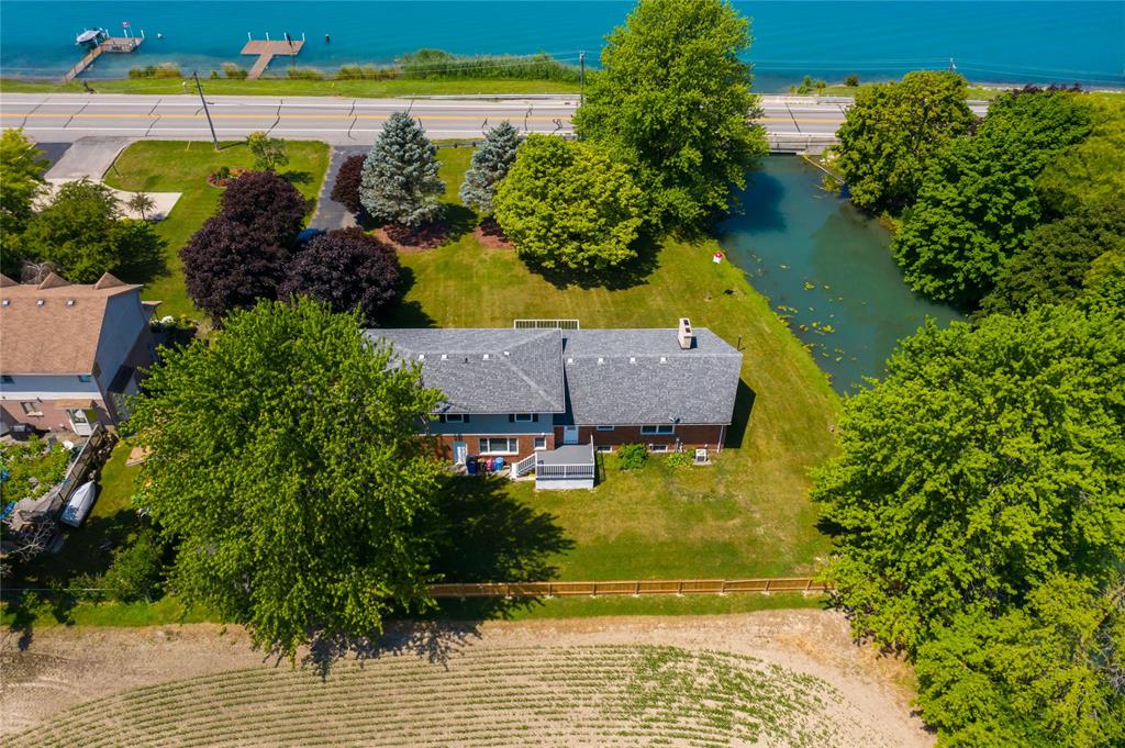 29951 ST CLAIR Parkway, Wallaceburg Ontario, Canada