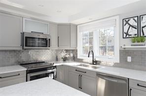 1315 HILLCREST-NISBET Drive, Sarnia Ontario, Canada