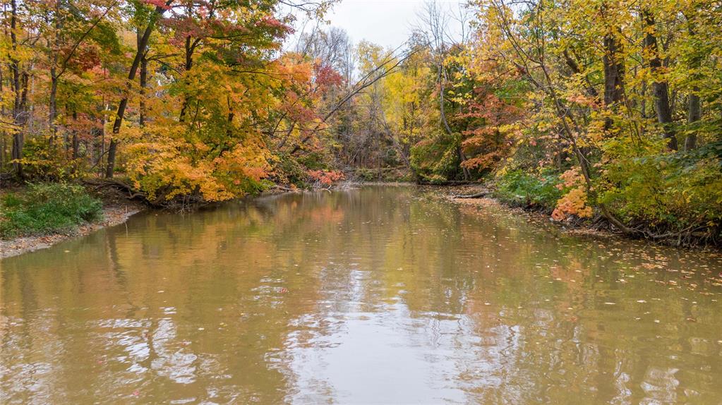 4921 EDITH Lane, Plympton-Wyoming Ontario, Canada