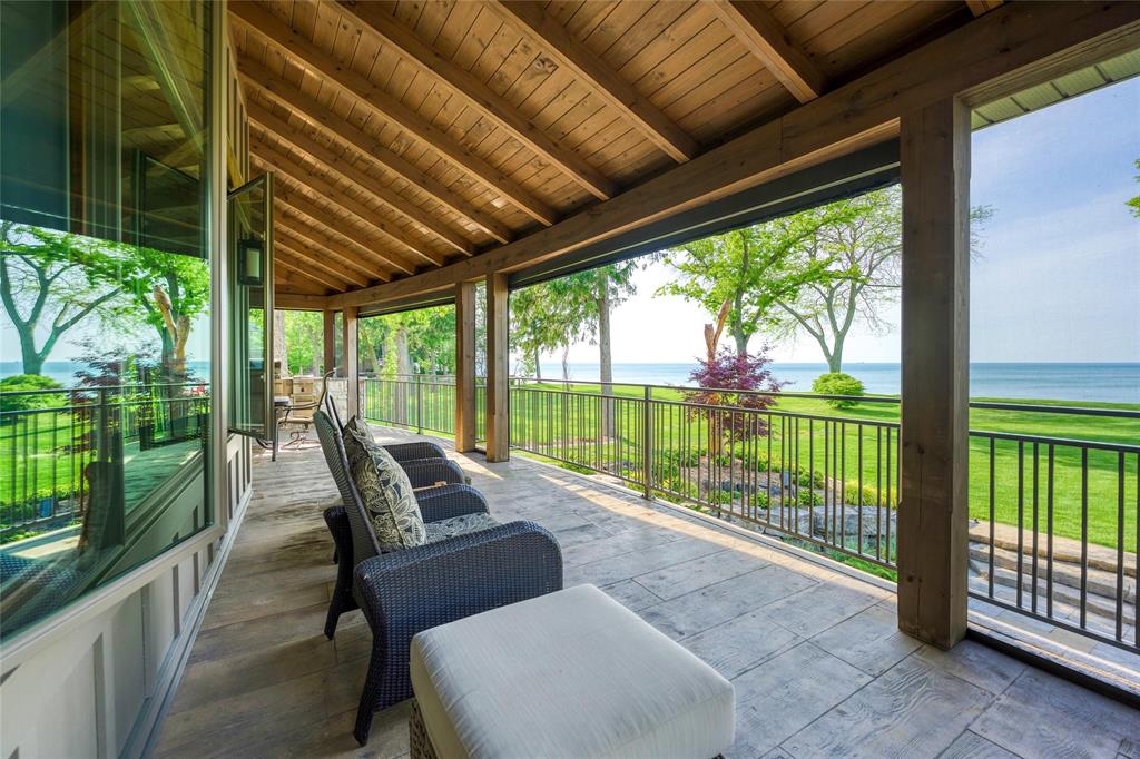 1526 LAKESHORE Road, Sarnia, Ontario, Canada
