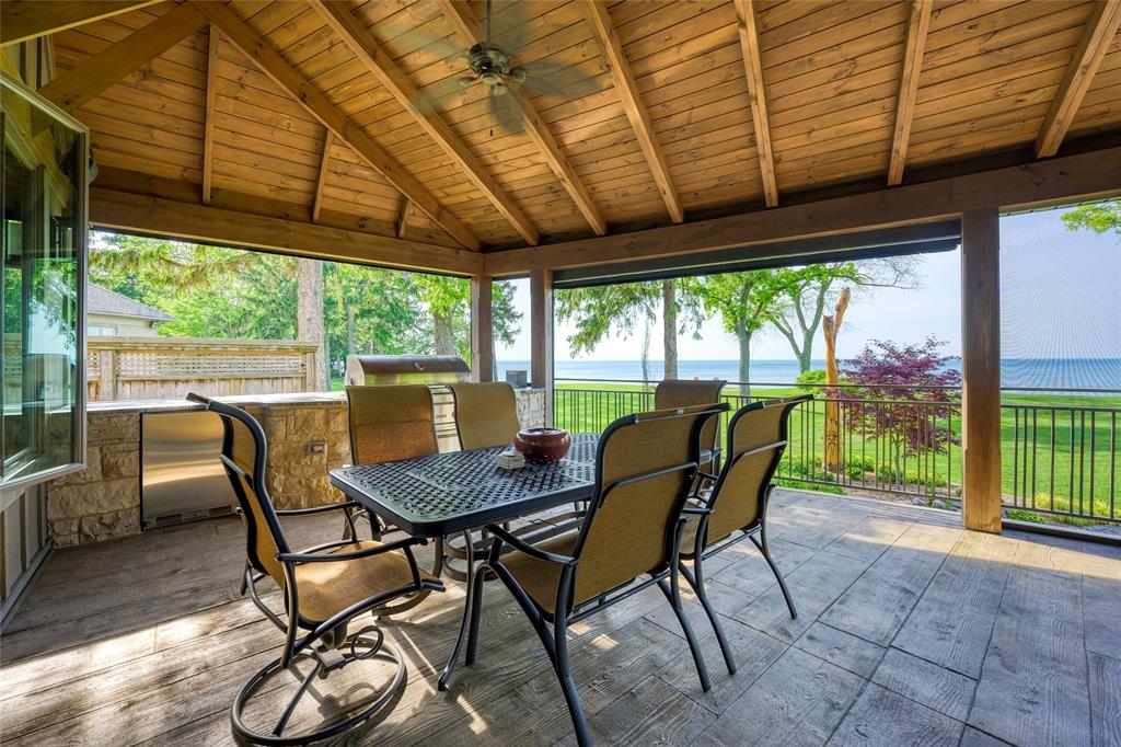 1526 LAKESHORE Road, Sarnia, Ontario, Canada