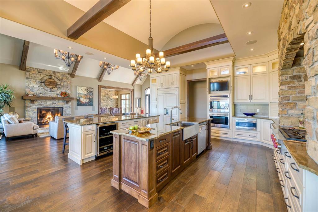 1526 LAKESHORE Road, Sarnia, Ontario, Canada