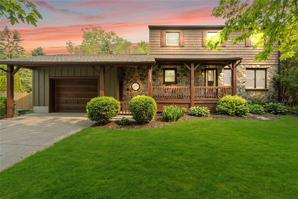 2337 PASSINGHAM Drive, Sarnia, Ontario, Canada
