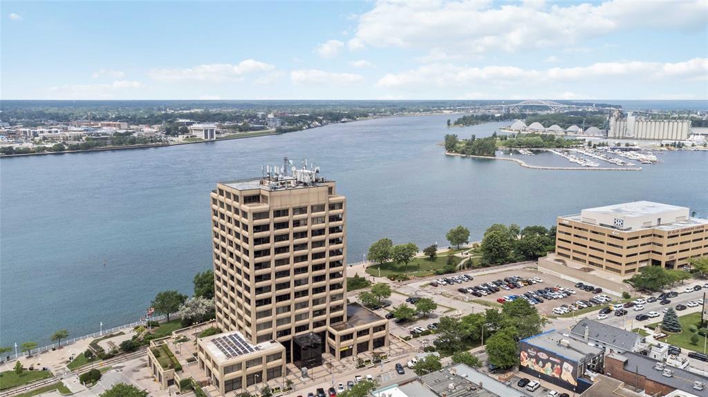 201 FRONT Street North Unit# 1003, Sarnia, Ontario, Canada