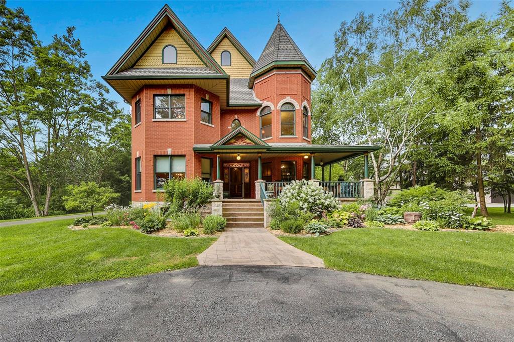 4354 Lakeshore Road, Plympton-wyoming Ontario, Canada
