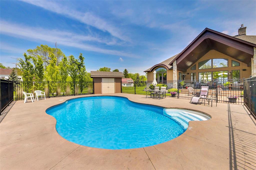 4005 CULLEN Drive, Plympton-Wyoming, Ontario, Canada photo 39