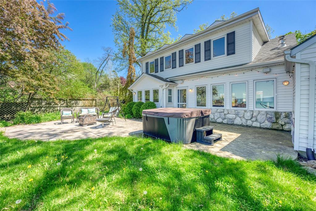 3186 DANA Street, Plympton-Wyoming, Ontario, Canada photo 2